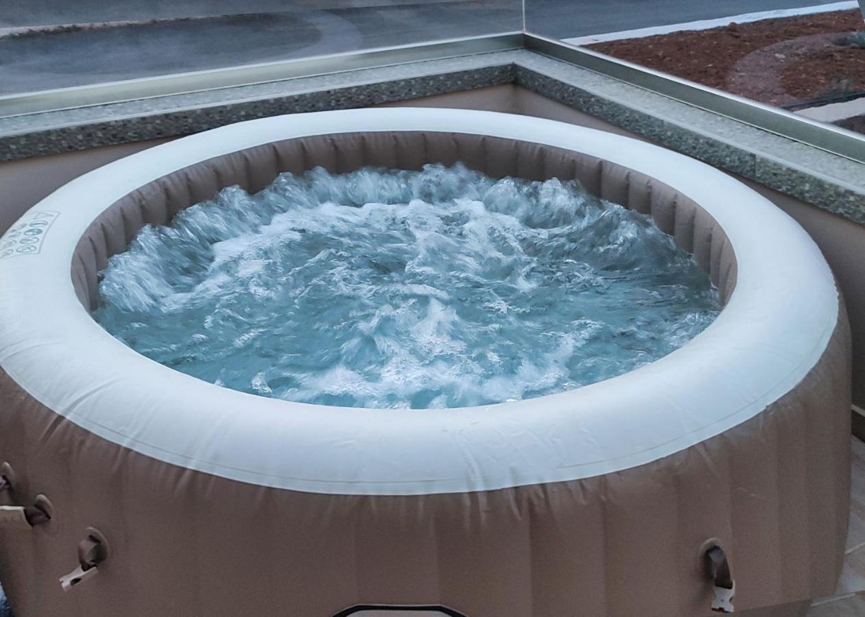 Luxury Villa Eva-Mari With Jacuzzi, 50M From The Beach Stalós Eksteriør billede