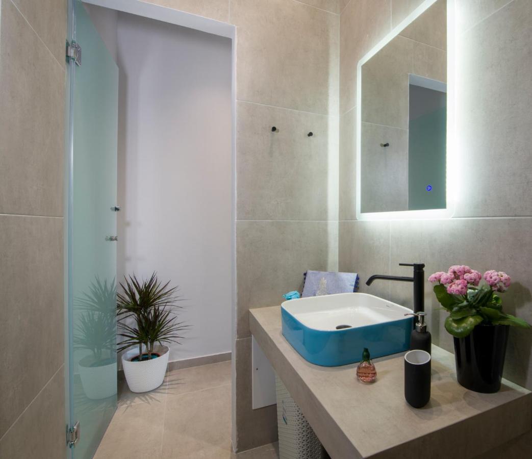 Luxury Villa Eva-Mari With Jacuzzi, 50M From The Beach Stalós Eksteriør billede